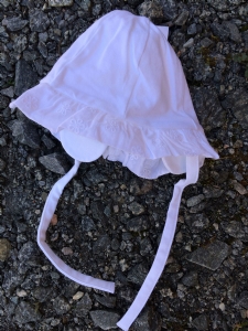Solhatt nitGemma EKO vit 6-9 mån